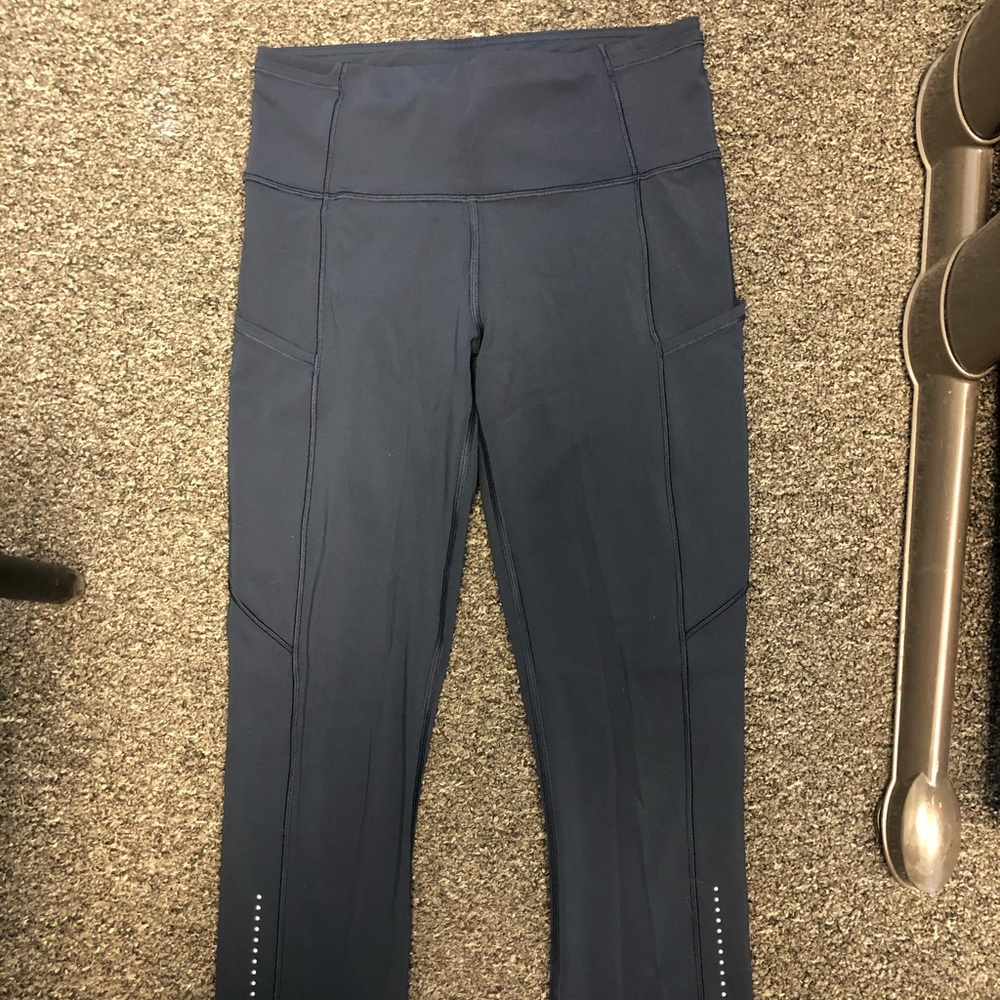 Navy crop LuLuLemon with pockets galore.